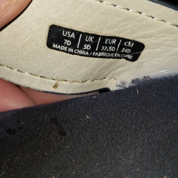 Spenco Blue Leppard Print Sandals - Picture 6 of 6